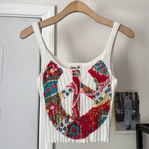 ERIN MADE white red patchwork floral peace sign rib knit cropped tank top - Picture 1 of 4
